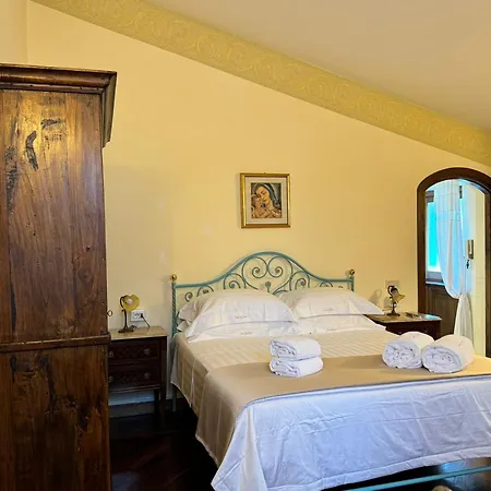 Casale La Quercia Летний дом *