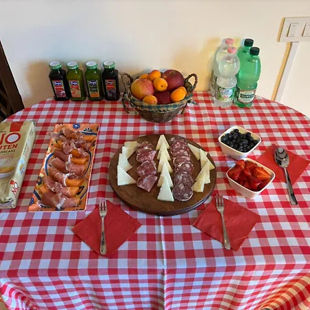 Casale La Quercia Летний дом Poggio Bustone